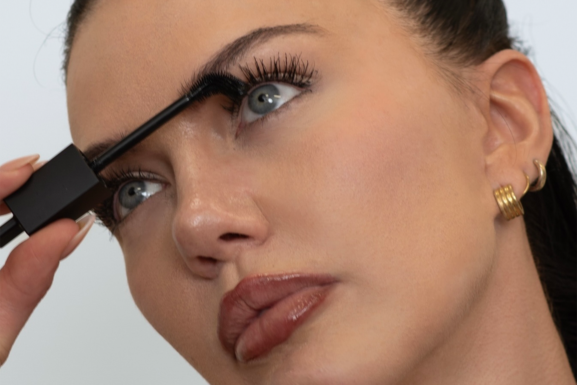 Why Tubing Mascara Is the Future — and Why KAKE’s Is Different.